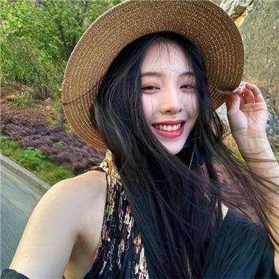 公园里的女孩